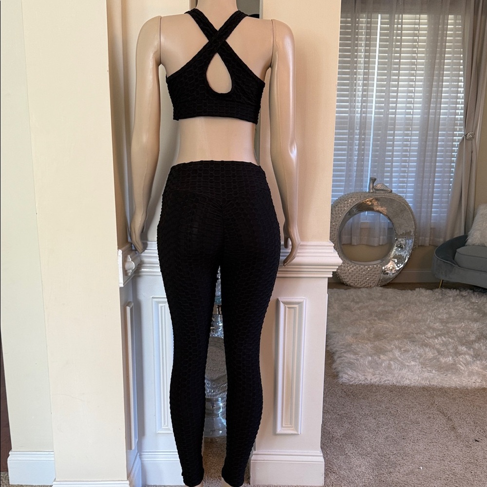Black Textured Two-Piece Set - Picture 4 of 5